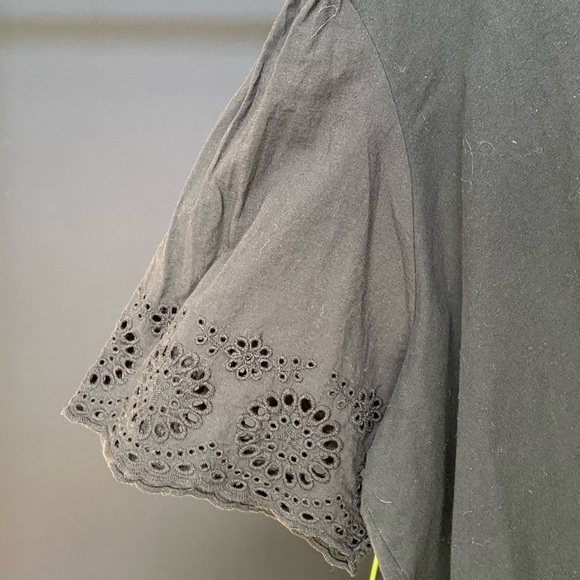 Black Eyelet Sleeve Tee - Picture 3 of 5
